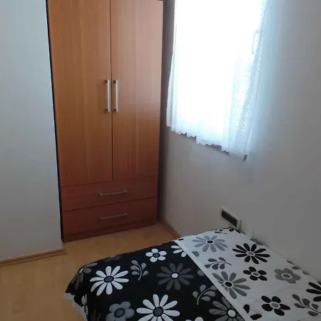 Apartment In Cervar Porat - Istrien 35965